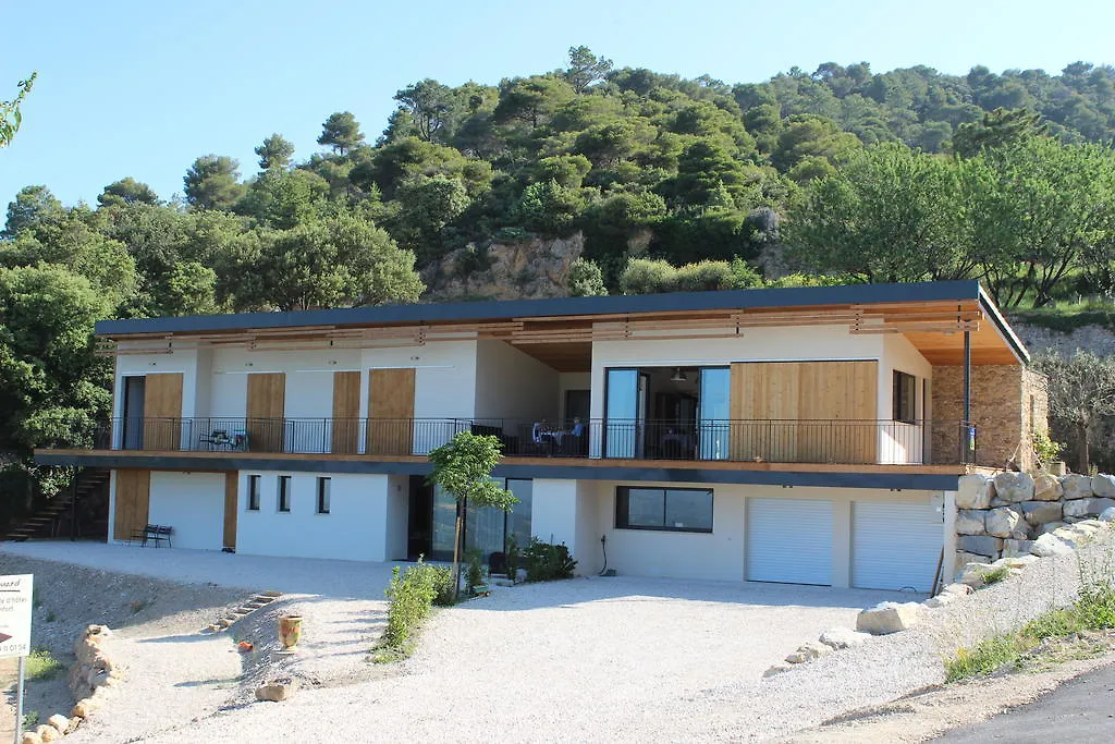 Bed & Breakfast Maison D'Edouard, Le Petit Dromois Bed and Breakfast Mérindol-les-Oliviers